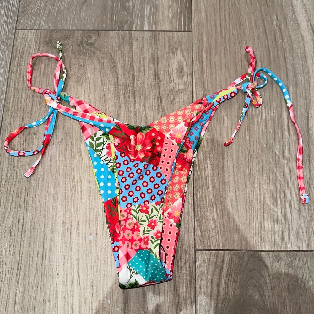 Shein patterned bikini bottoms